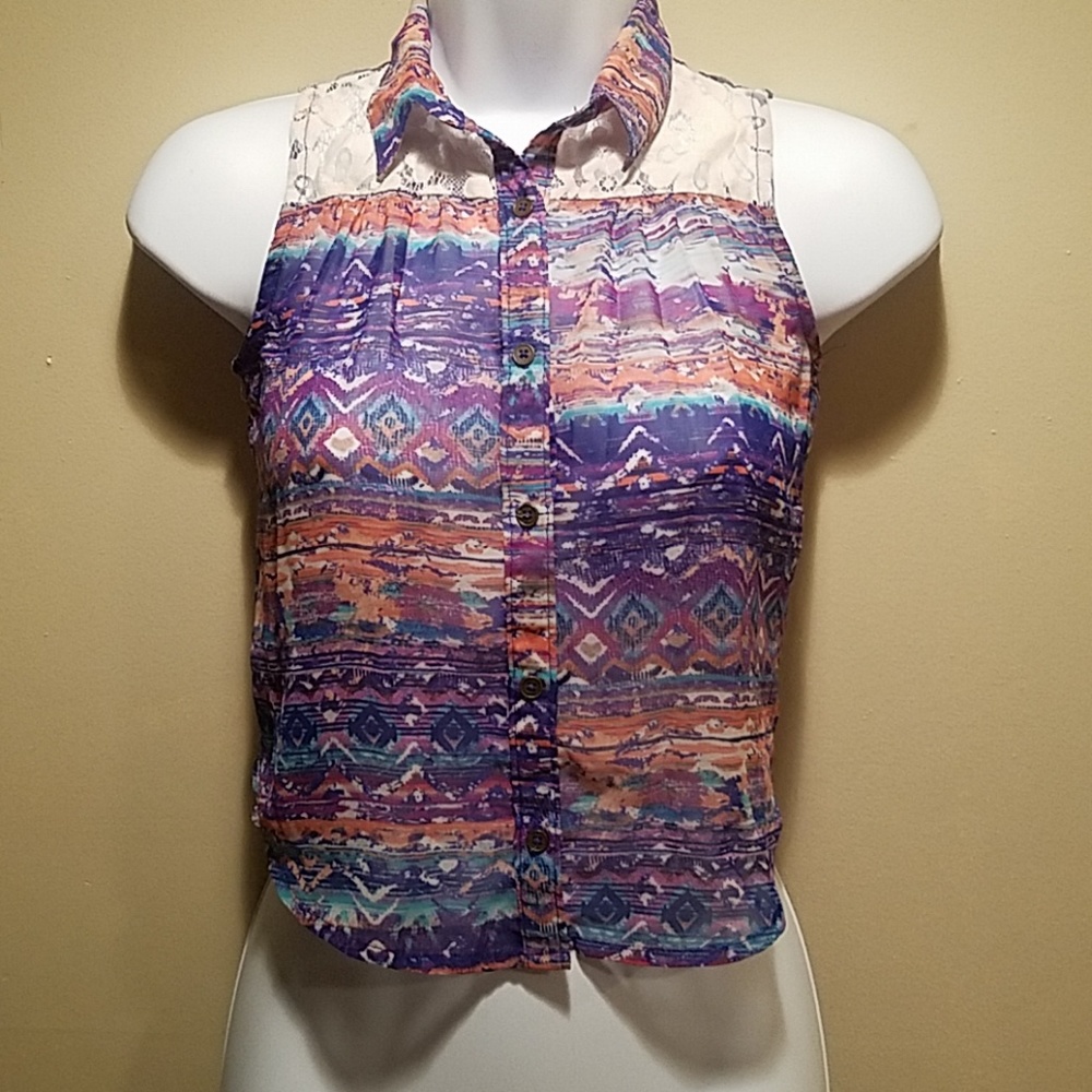 No sleeves shirt